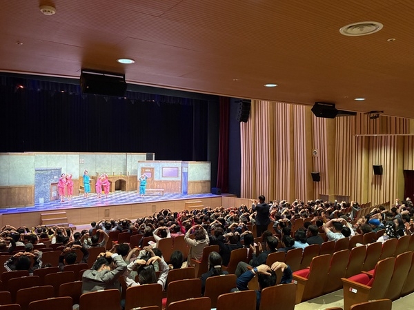 2025년 5월 12일 연극 이미지 2