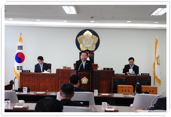 제222회 임시회 본회의 이미지 2