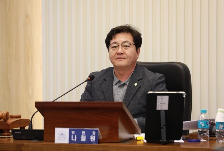 제375회 장성군의회 임시회 제1차 행정자치위원회 이미지 1