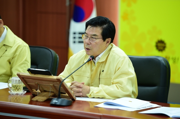 유두석 장성군수, 취임식 대신 태풍 대책회의 주재 이미지 1