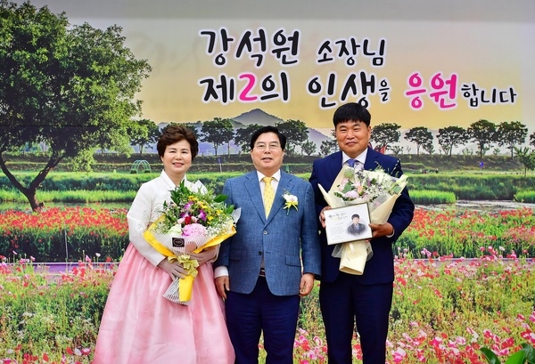 장성군 공무원 퇴임식 “인생의 두 번째 봄을 응원합니다”  이미지 3