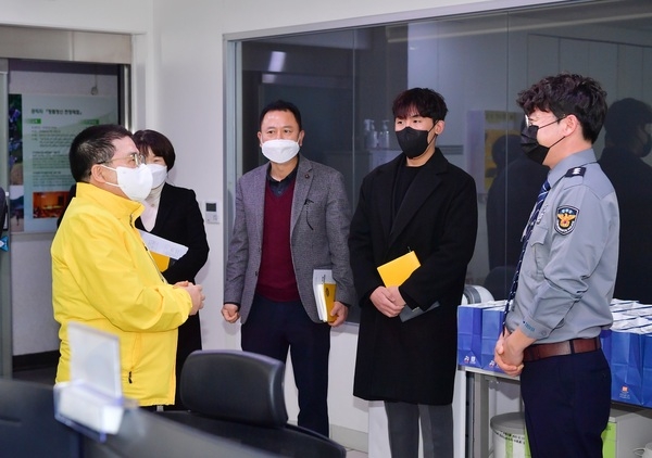 [포토뉴스]  유두석 장성군수, 임인년 첫 행보 이미지 2