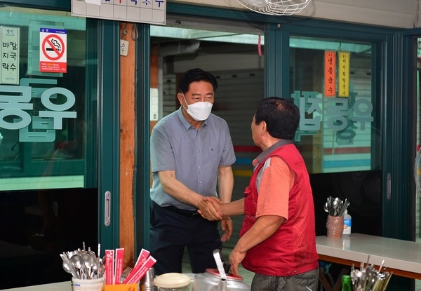 전군민 일상회복지원금에 이어… 장성군, 소상공인 지원 나선다 이미지 1