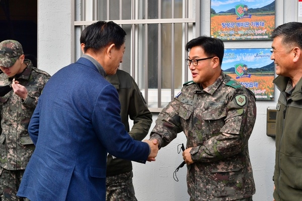 [포토]  김한종 장성군수, 설 연휴 첫날 현장 방문  이미지 5