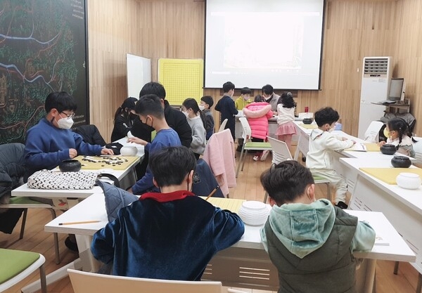 장성군립도서관 상반기 문화교실 ‘다채롭네~’ 이미지 1