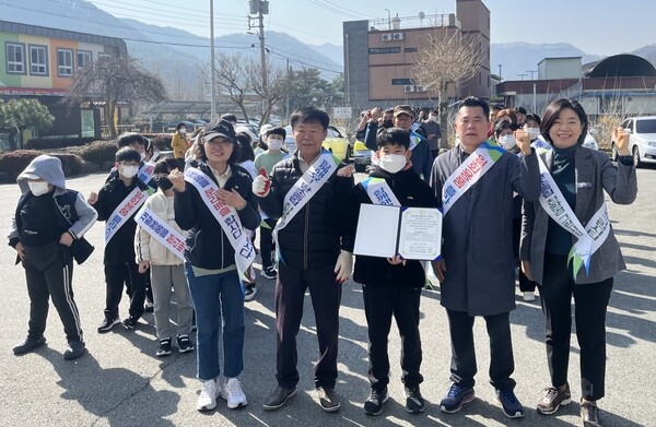 장성군민, 공직자 환경 보호 앞장 이미지 1