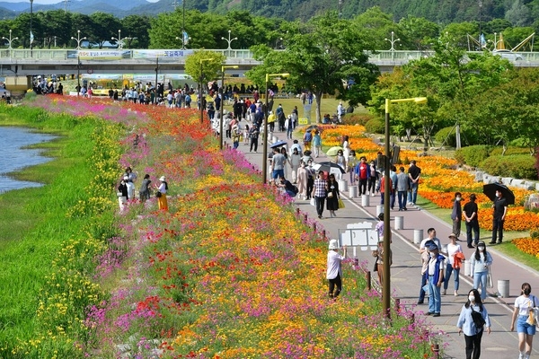 100억 송이 봄꽃의 화려한 프러포즈! 이미지 3