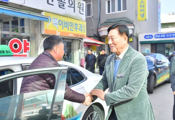 장성군 “어르신의 발이 되어 드리겠습니다” 이미지 1