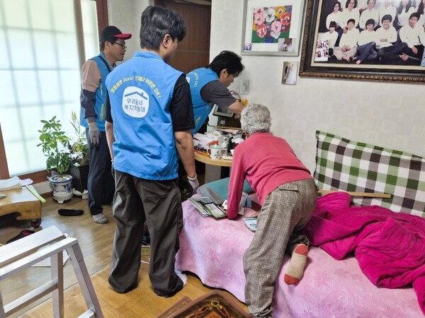 장성군 남면, 거동 불편 어르신 가구 20곳에 ‘엘이디(LED)’ 조명 설치 이미지 2