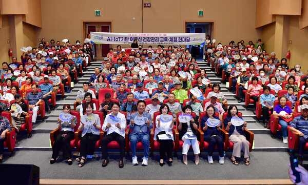 장성군 “실버세대 건강 관리도 스마트하게!” 이미지 1