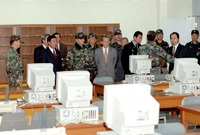 상무대 포병학교 방문