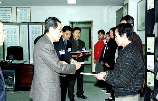 모범장학회 장학금 전달식