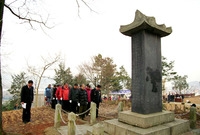 2000년 충혼탑 참배 -...