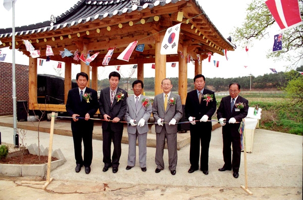 모정준공식(동화면)