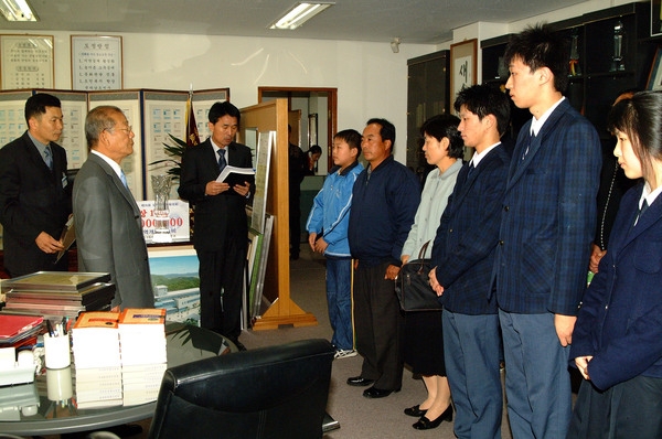 인재육성 장학금 전달