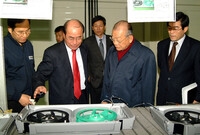 2004 투자유치기업 방문...