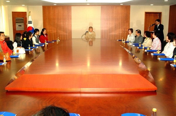 장성 장학회 장학금 전달