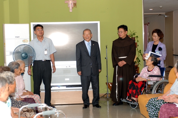 2005년중추절 복지시설 위문(프란치스코의집)