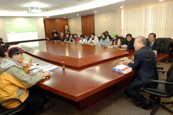 서울 강남초등학교 선진행정 견학단 방문