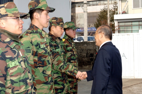 2006 설 명절 군기동대 위문