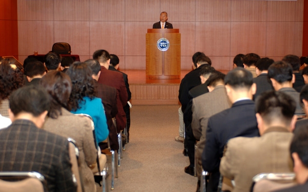 2006년2월중 정례조회