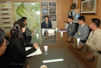 군수와 황룡면 직원과의 대...
