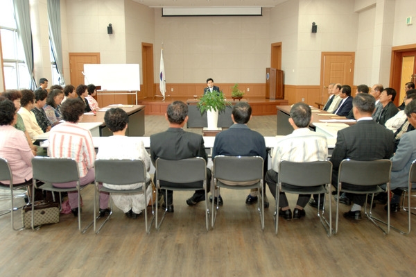 농촌지도자회 생활개선회 임원과 간담회