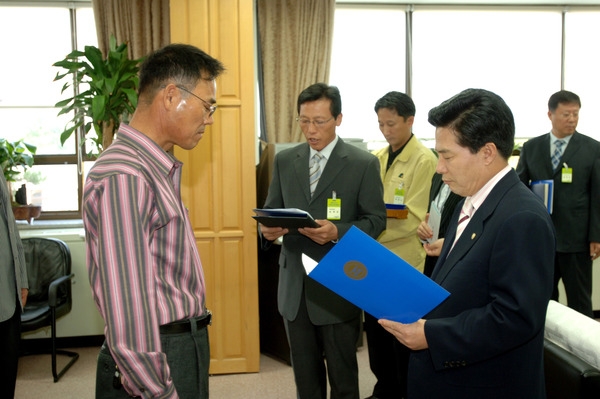 의용소방대원자녀 장학금 전달