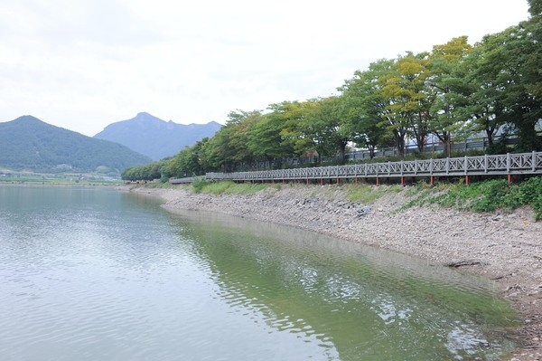 장성호 국민관광지 수변공원