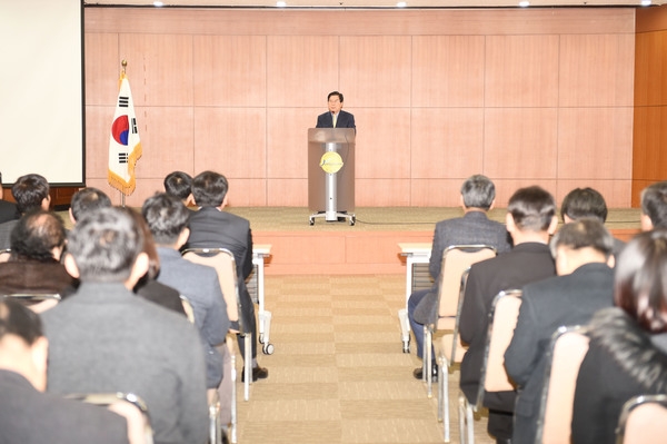 2016년 2월중 정례조회