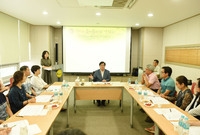 군립도서관 독서동아리 대표...