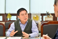 무등일보 인터뷰