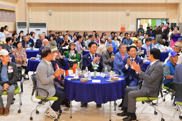 노인의 날 유공자 표창패 수여식