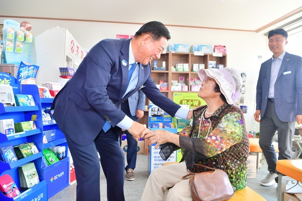 추석 명절 상점가 위문 방문