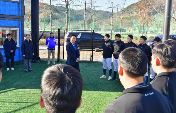 강원 원주고 야구팀 전지훈현 위문