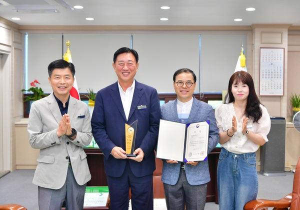  전국 지방자치단체 일자리대상 우수상 수상