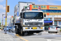 더위극복을 위한 도로 살수...