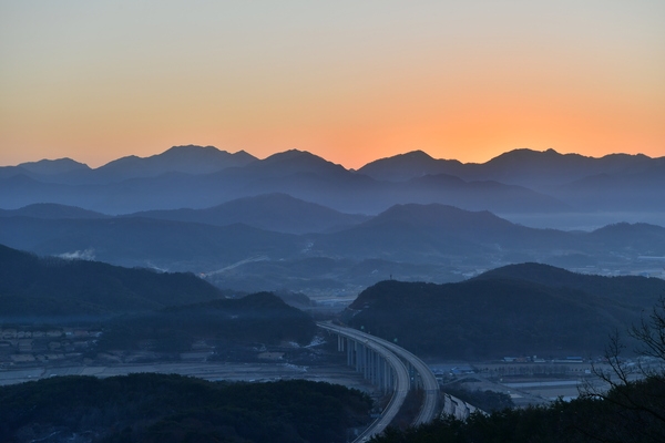 축령산 일출
